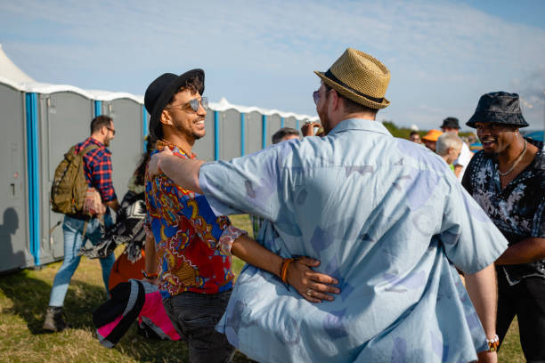 Best Standard Portable Toilet Rental  in Sullivan, IL